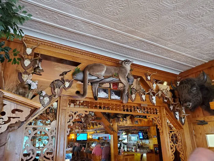 The Old Schoolhouse Inn & Restaurant 4