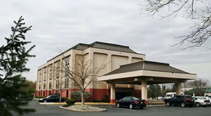 Holiday Inn Express Voorhees - Mt. Laurel, an IHG Hotel 5