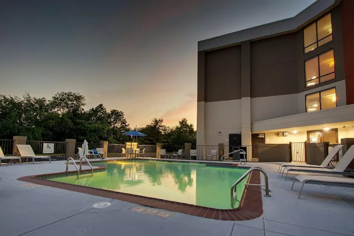 Holiday Inn Express Voorhees - Mt. Laurel, an IHG Hotel 5