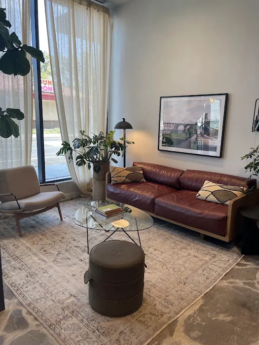 ROOST Kelly Drive 5
