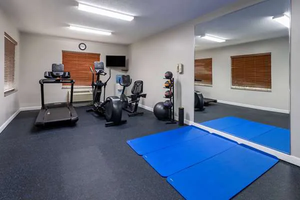 Days Inn & Suites by Wyndham Cherry Hill - Philadelphia 5