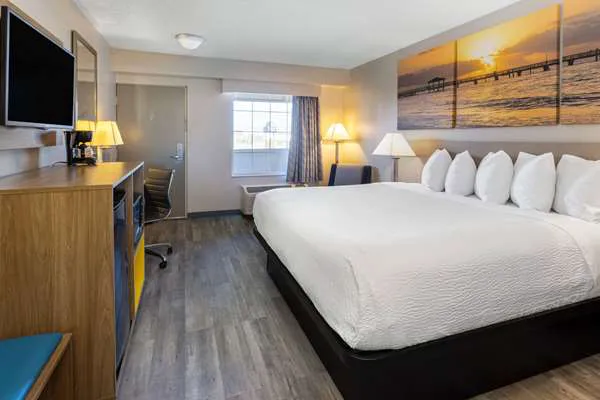 Days Inn & Suites by Wyndham Cherry Hill - Philadelphia 5