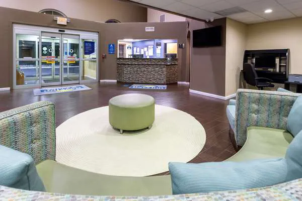 Days Inn & Suites by Wyndham Cherry Hill - Philadelphia 5