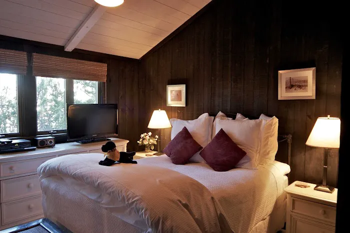 Graybarn Cottage 4