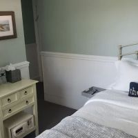The Hedges Inn East Hampton ico