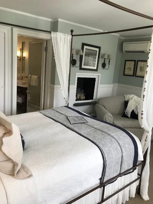The Hedges Inn East Hampton 4