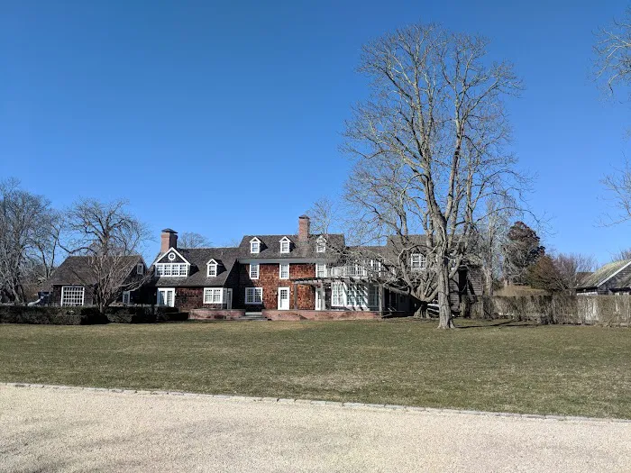 The Hedges Inn East Hampton 4