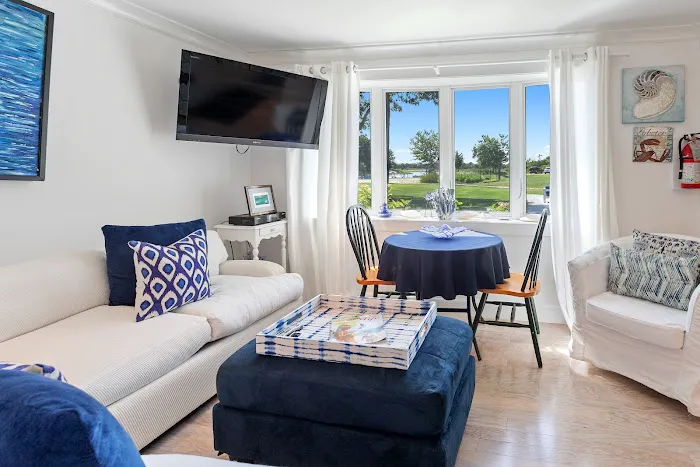 Sunset Cove Cottages 4