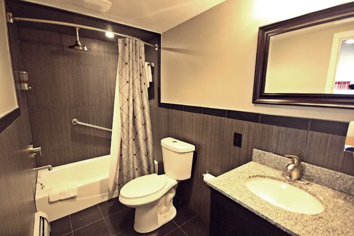 The Anuva Hotel 4