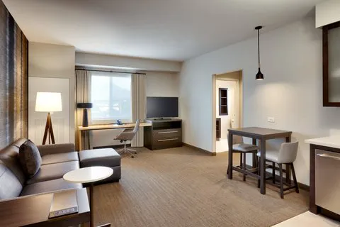 Residence Inn King of Prussia 4