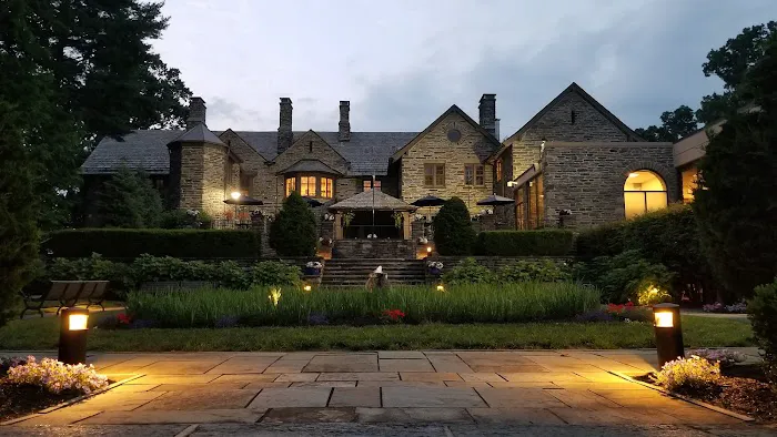 The Inn at Villanova University 4