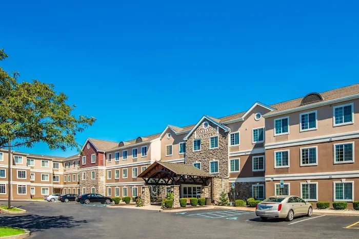 Staybridge Suites Allentown West by IHG 4