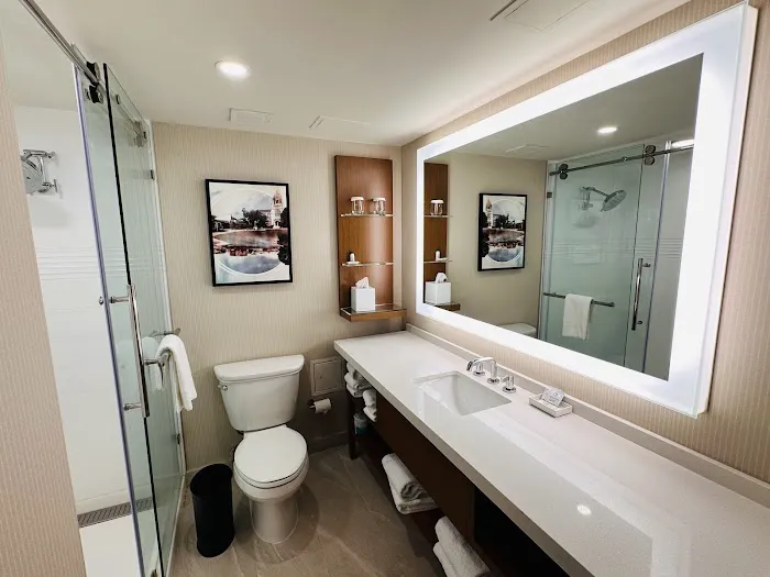 Delta Hotels by Marriott Allentown Lehigh Valley 4