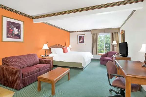 Hawthorn Suites by Wyndham Allentown-Fogelsville 4