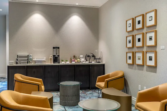 Cambria Hotel New Haven University Area 5
