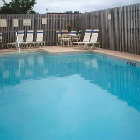 La Quinta Inn & Suites by Wyndham New Haven 5