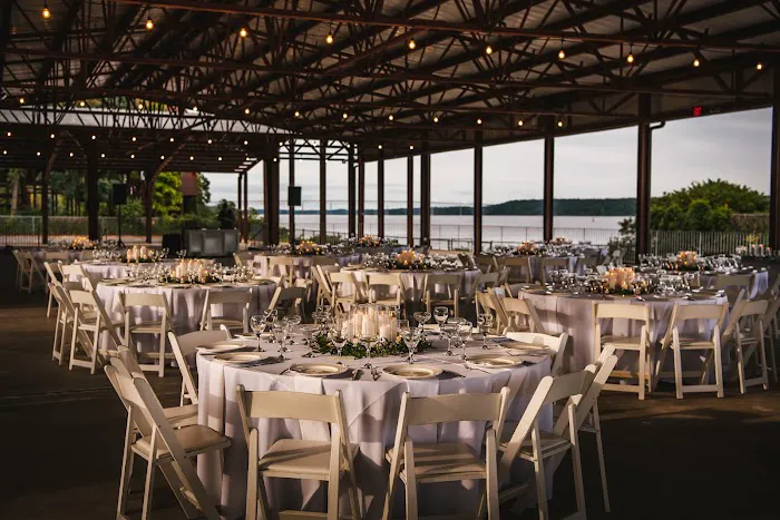 Hutton Brickyards Riverfront Hotel + Venue 4