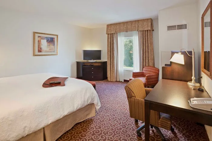 Hampton Inn Kingston 4