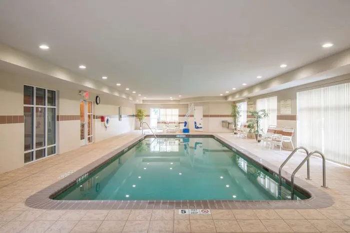 Hampton Inn Kingston 4