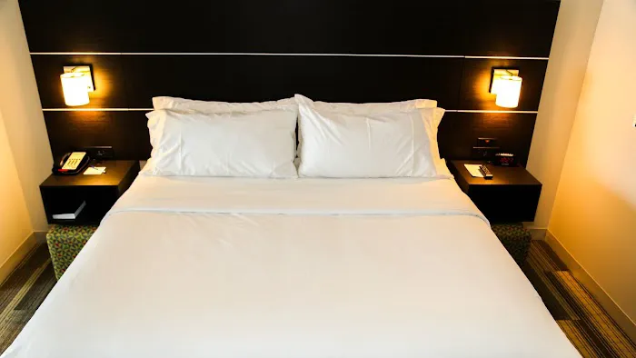 Holiday Inn Express & Suites Kingston-Ulster by IHG 4