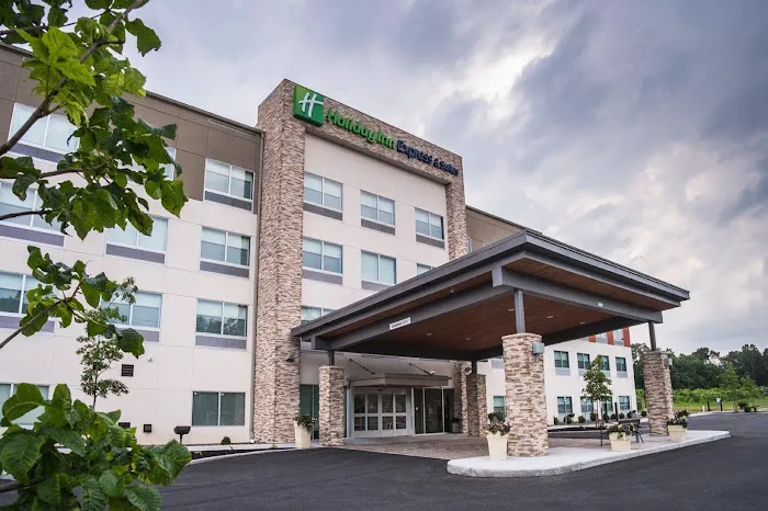 Holiday Inn Express & Suites Kingston-Ulster by IHG 4