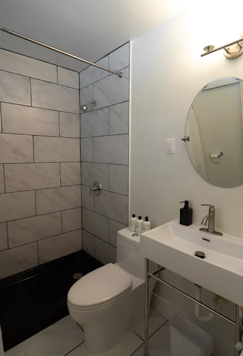Lagrange Inn & Extended Stay 4