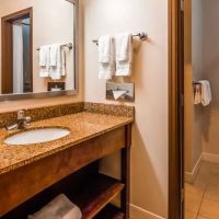 Best Western Plus The Inn & Suites at the Falls ico