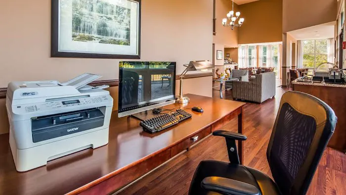 Best Western Plus The Inn & Suites at the Falls 4