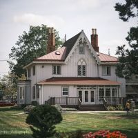 Delamater Inn & Conference Center ico