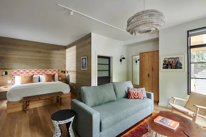 Woodstock Way Hotel 4