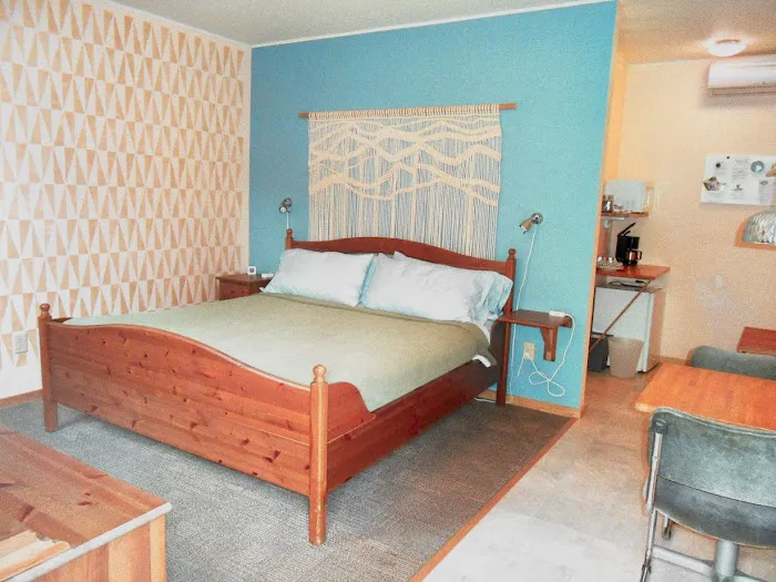 Catskill Rose Lodging & Dining 4