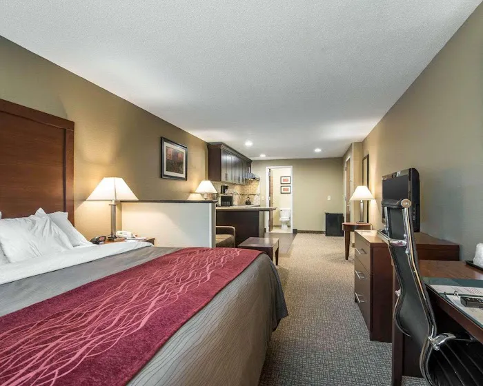 Comfort Inn 4
