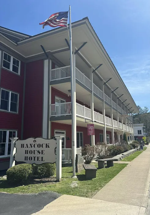 Hancock House Hotel 4