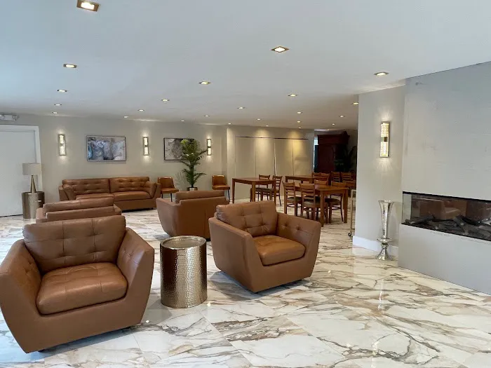 Grandor Kosher Suites 4