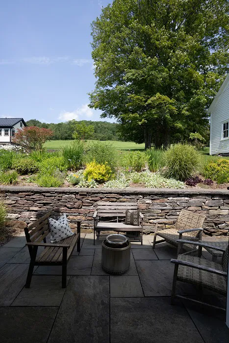 Dry Town Inn 4