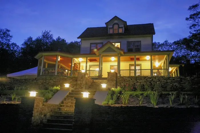 Breezy Hill Inn 4