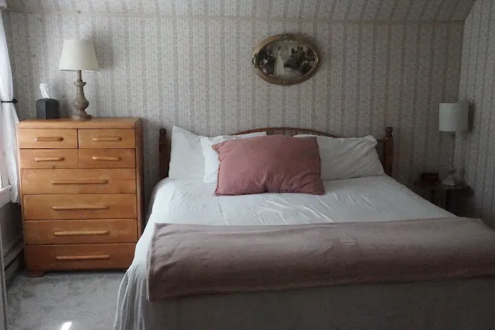 The Frogtown Inn Bed & Breakfast 4