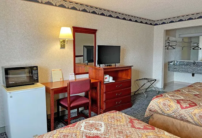 Red Carpet Inn Williamstown, NJ 5