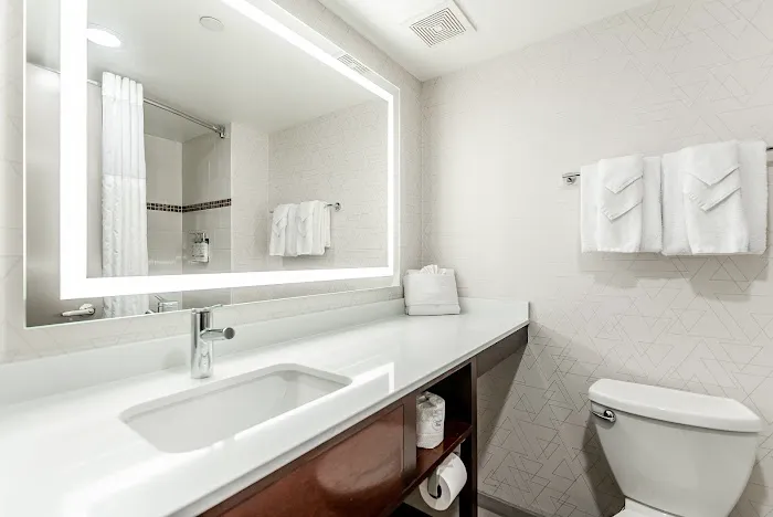 Holiday Inn Express Philadelphia - Penns Landing by IHG 5