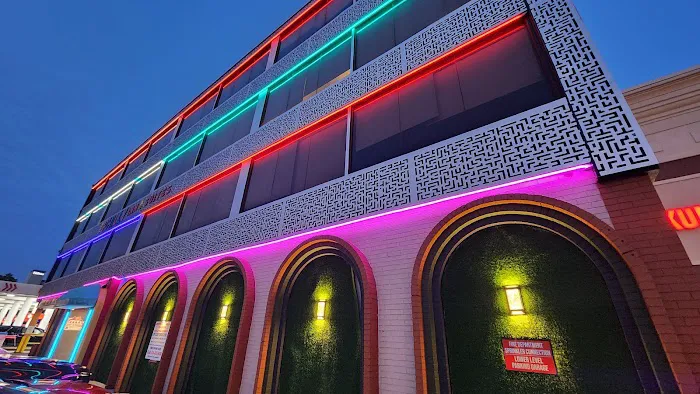 Philly Inn & Suites 5