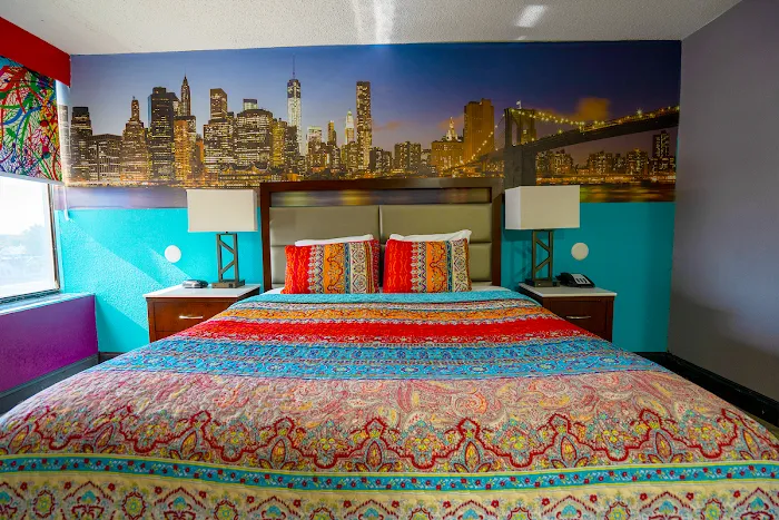 Philly Inn & Suites 5