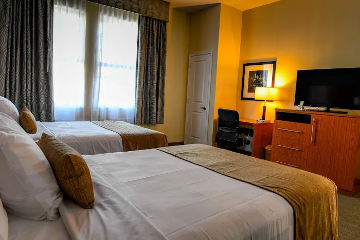 Best Western Plus Philadelphia Convention Center Hotel 5