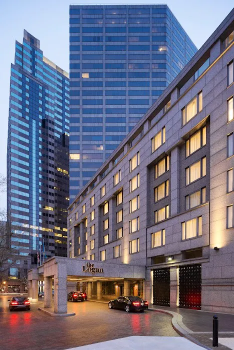 The Logan Philadelphia, Curio Collection by Hilton 4