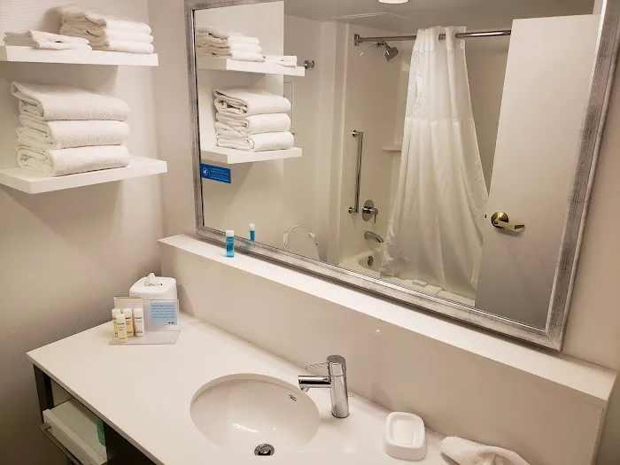 Hampton Inn Philadelphia Center City-Convention Center 5