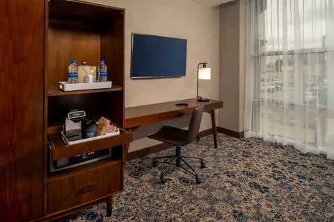 Four Points by Sheraton Philadelphia City Center 5