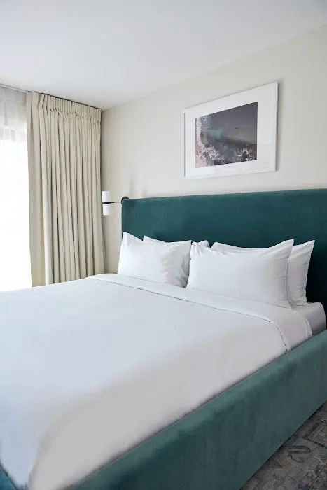 Hotel Moraine 5