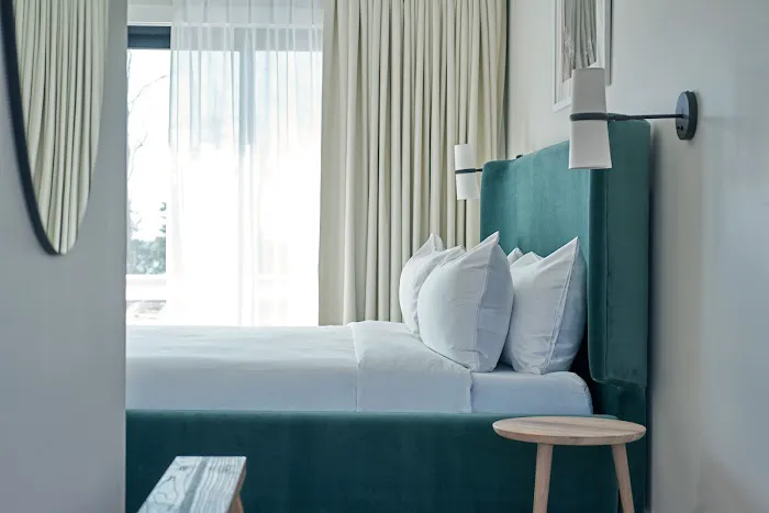 Hotel Moraine 5