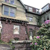 Brooke Mansion ico