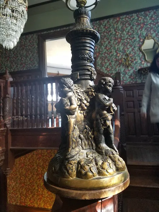 Brooke Mansion 4