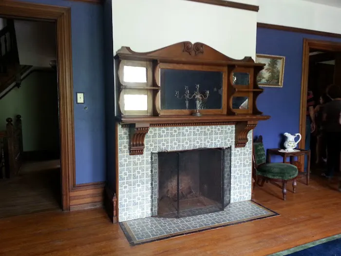 Brooke Mansion 4